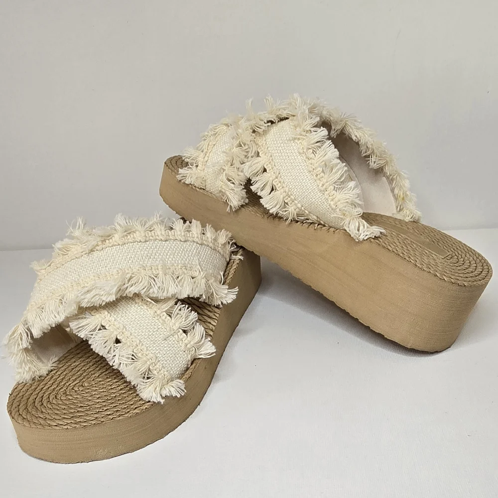 Fringed Cream Platform Light Weight Sandals